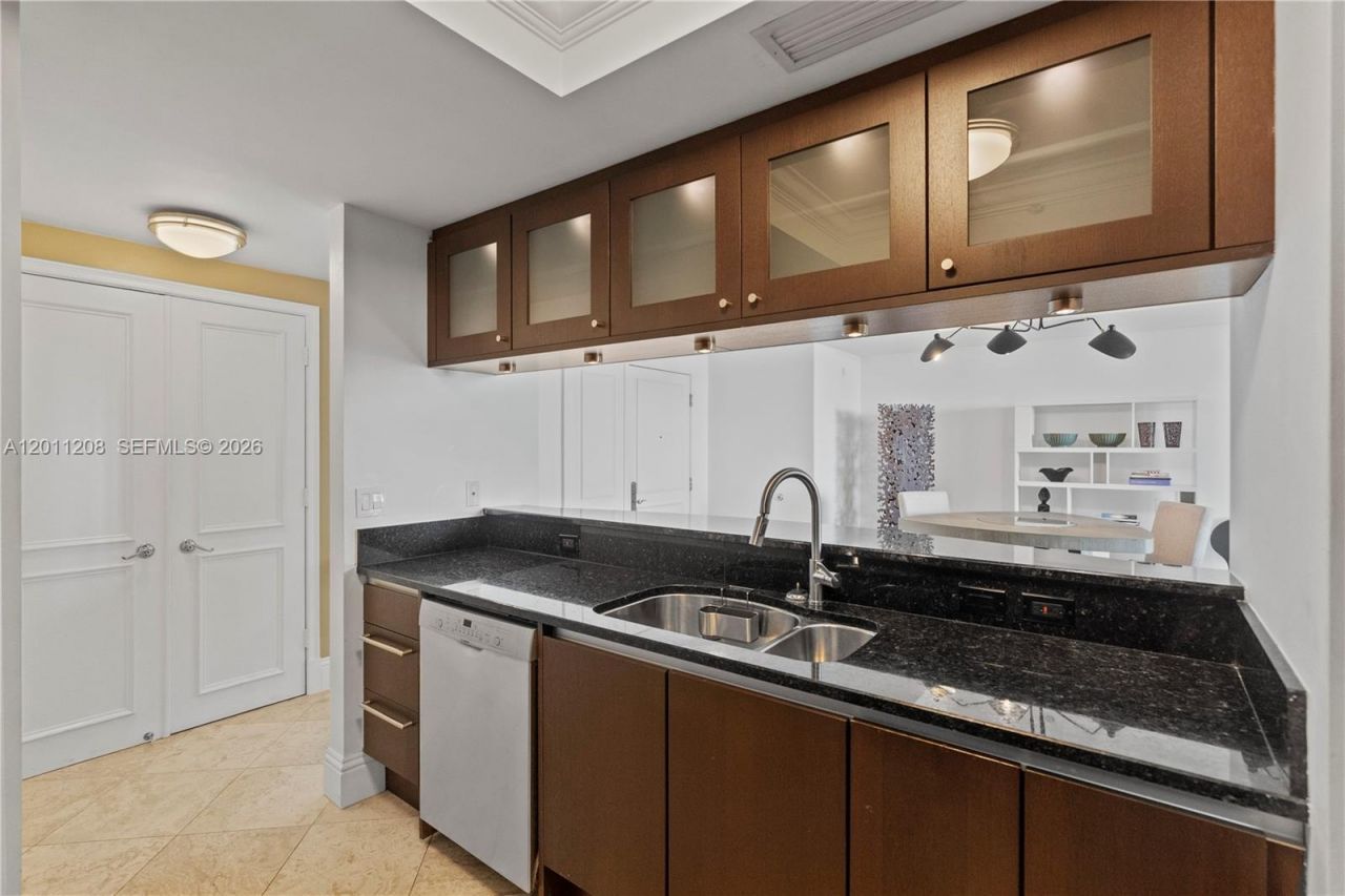 3400 SW 27th Ave, Unit 1505, Coconut Grove, FL 33133 Photo