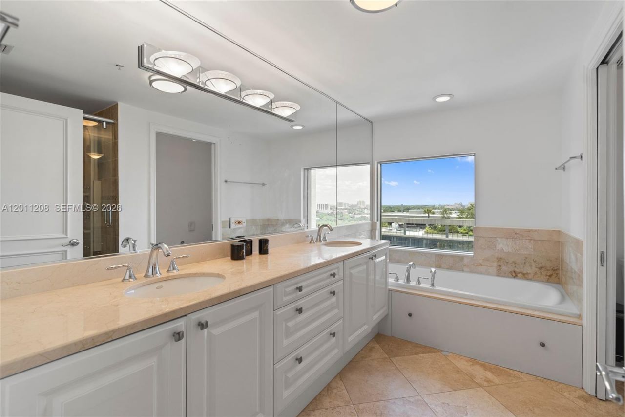 3400 SW 27th Ave, Unit 1505, Coconut Grove, FL 33133 Photo
