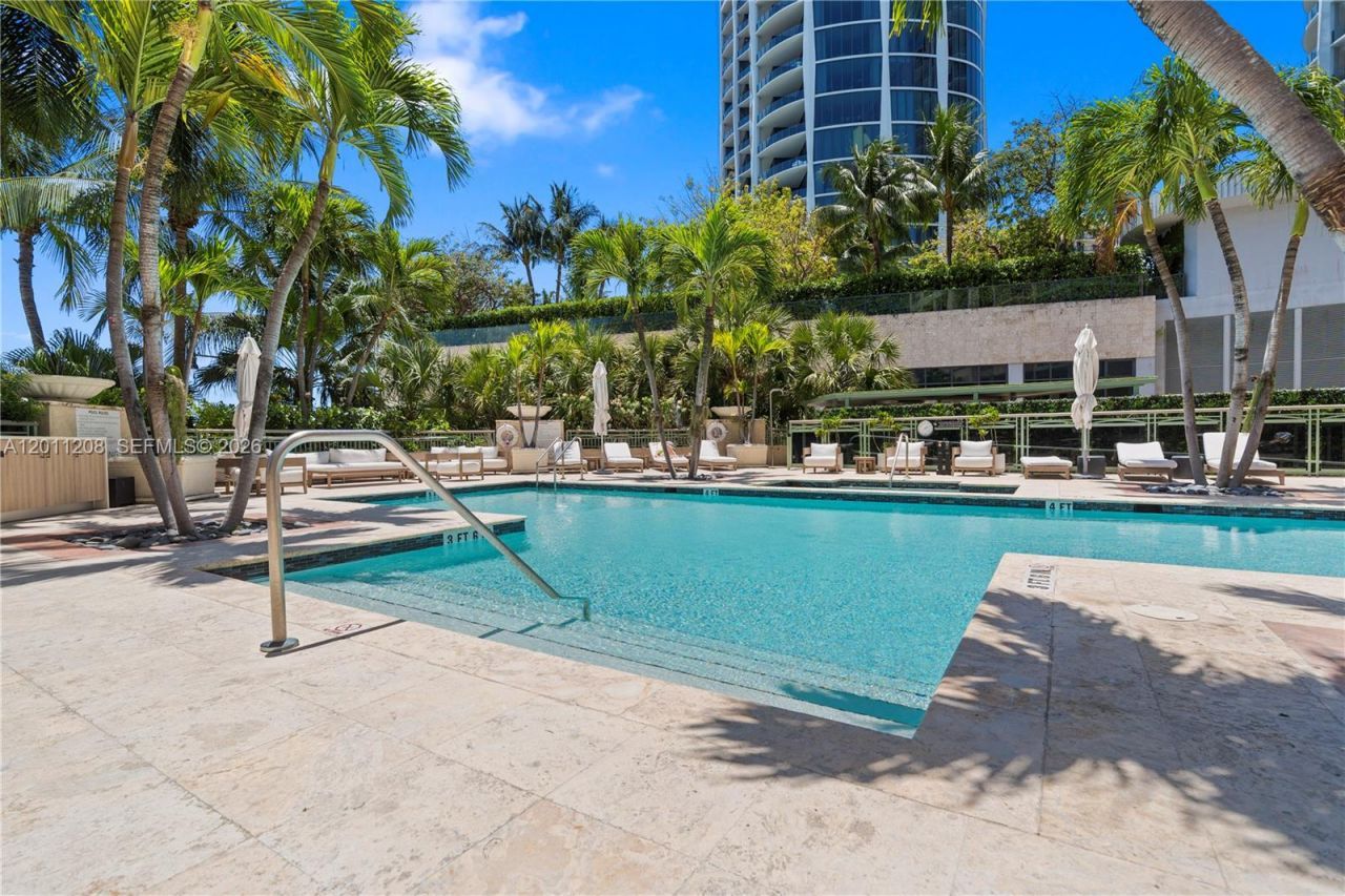 3400 SW 27th Ave, Unit 1505, Coconut Grove, FL 33133 Photo