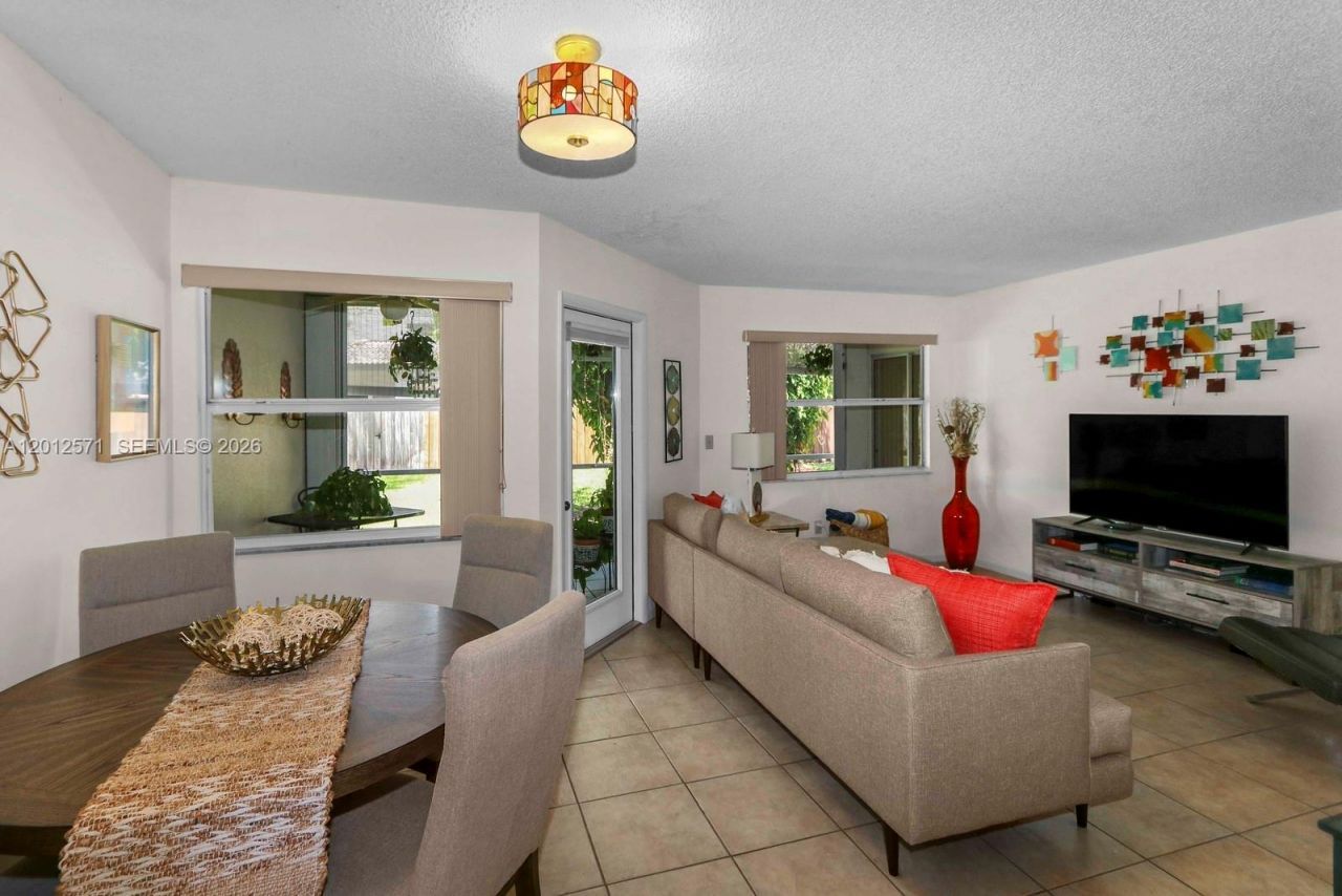 2281 SE 27th Dr, Unit 103-G, Homestead, FL 33035 Photo