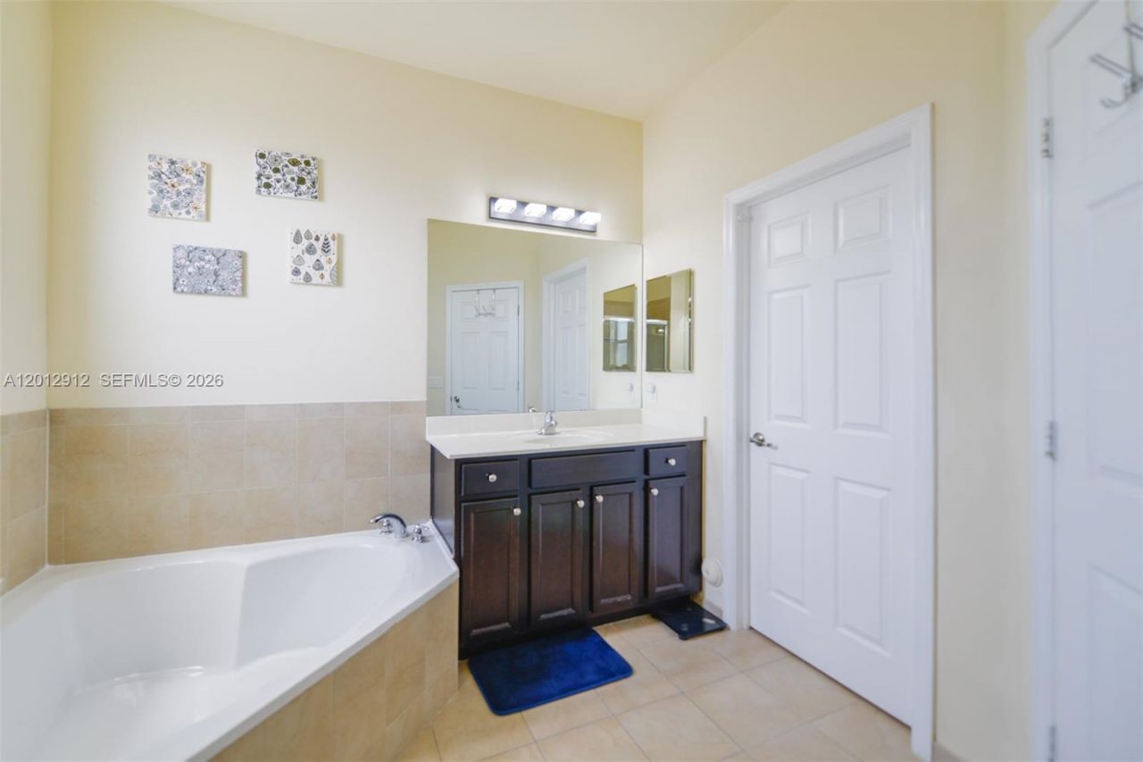 9101 SW 169th Pl , Miami, FL 33196 Photo
