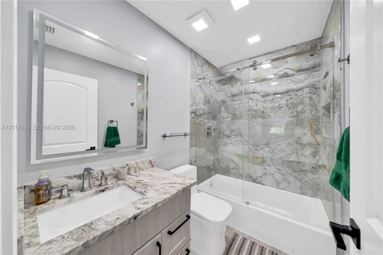 4361 SW 160th Ave , Unit 203, Miramar, FL 33027 Photo