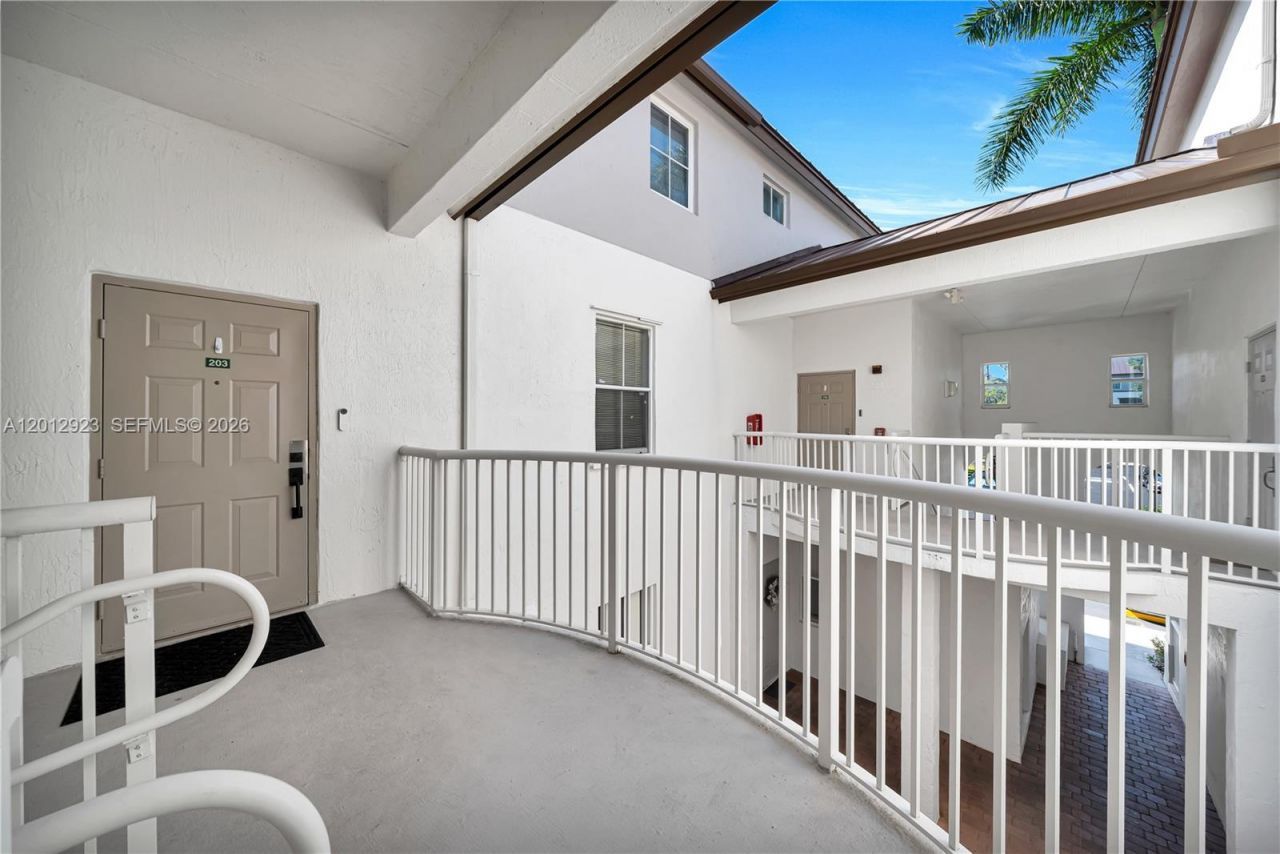 4361 SW 160th Ave , Unit 203, Miramar, FL 33027 Photo