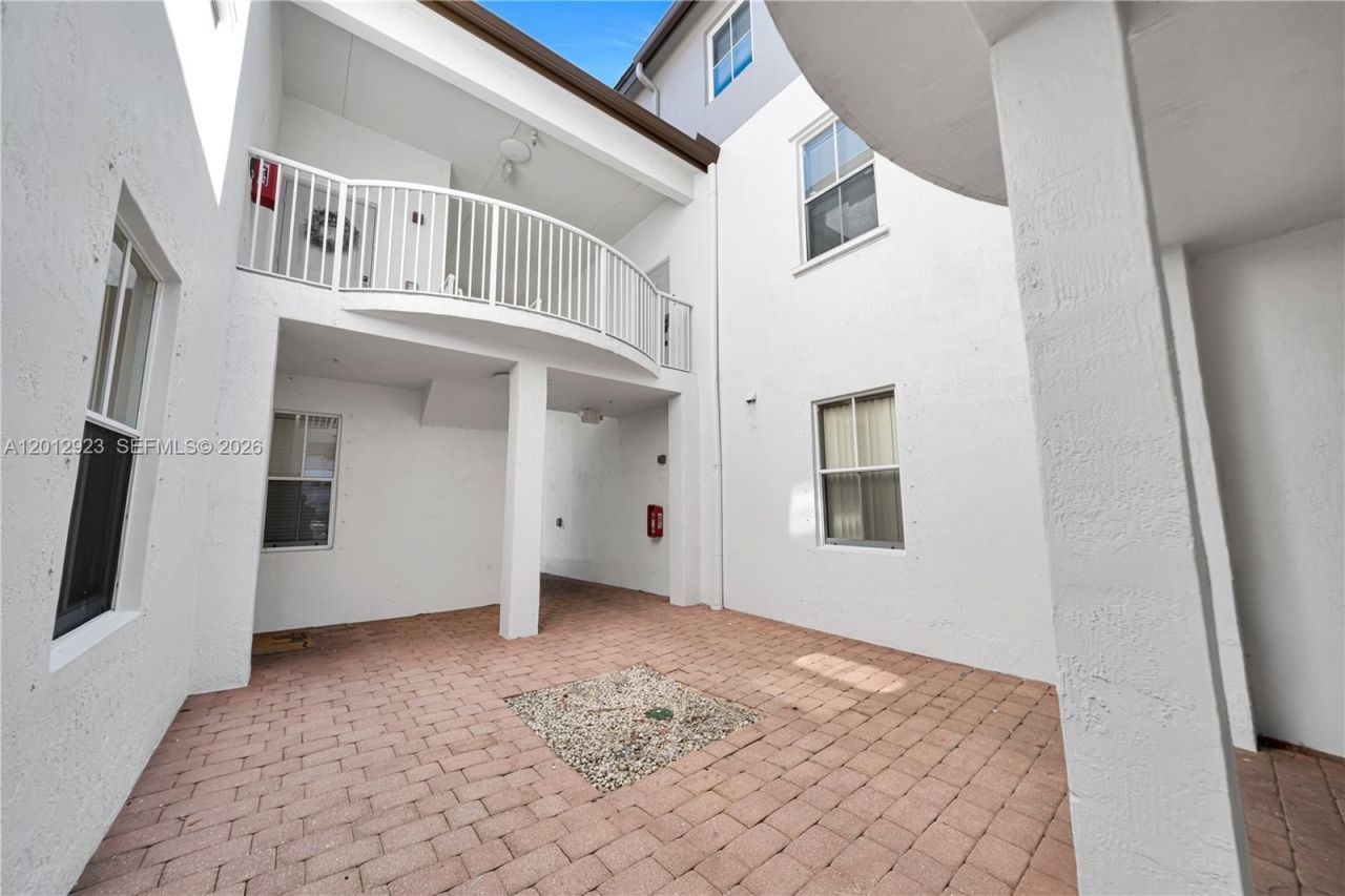 4361 SW 160th Ave , Unit 203, Miramar, FL 33027 Photo