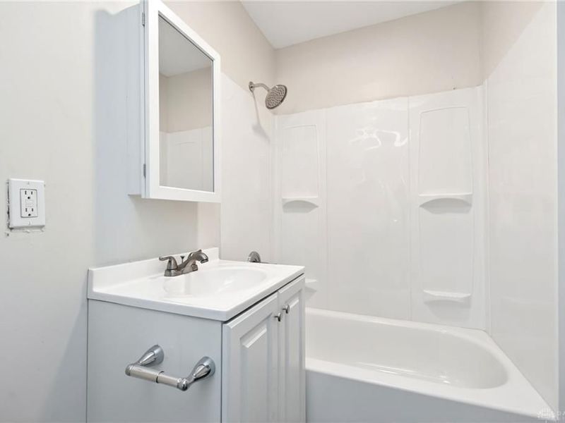 420 Lorenz Avenue, Dayton, OH 45417 Photo 13