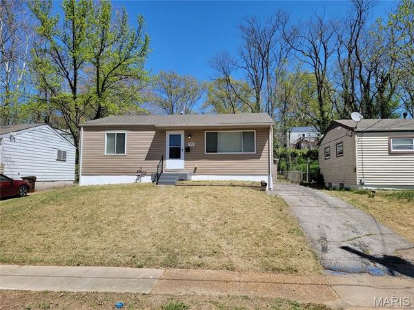 929 Clearfield Drive , Ferguson, MO 63135