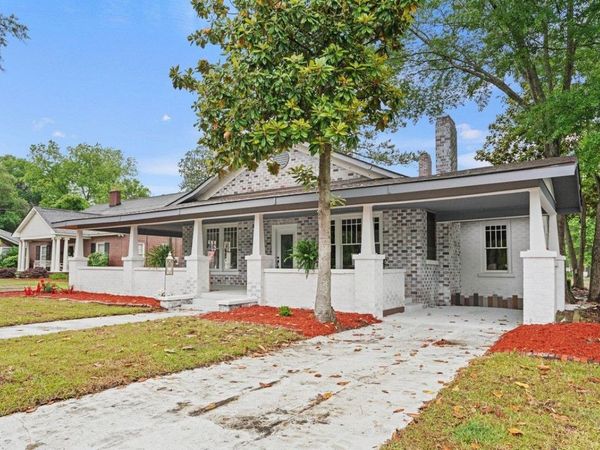 321 N Park St. , Mullins, SC 29574