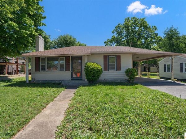 313 W Dale Heights , Horse Cave, KY 42749