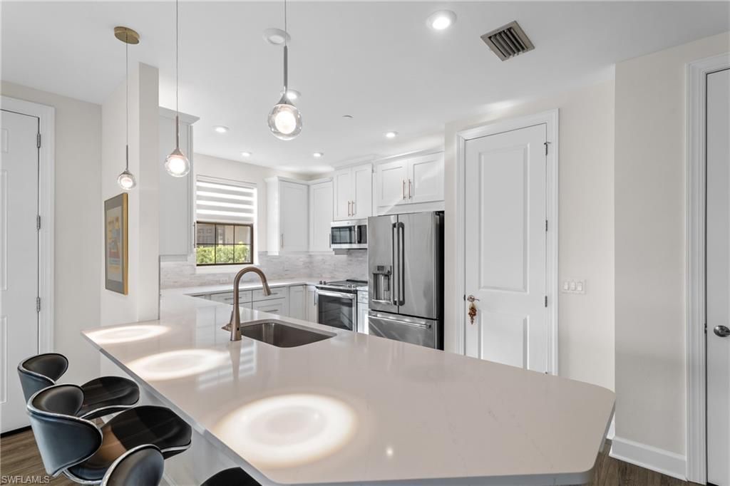 9637 Montelanico Loop, Unit 104, Naples, FL 34119 Photo