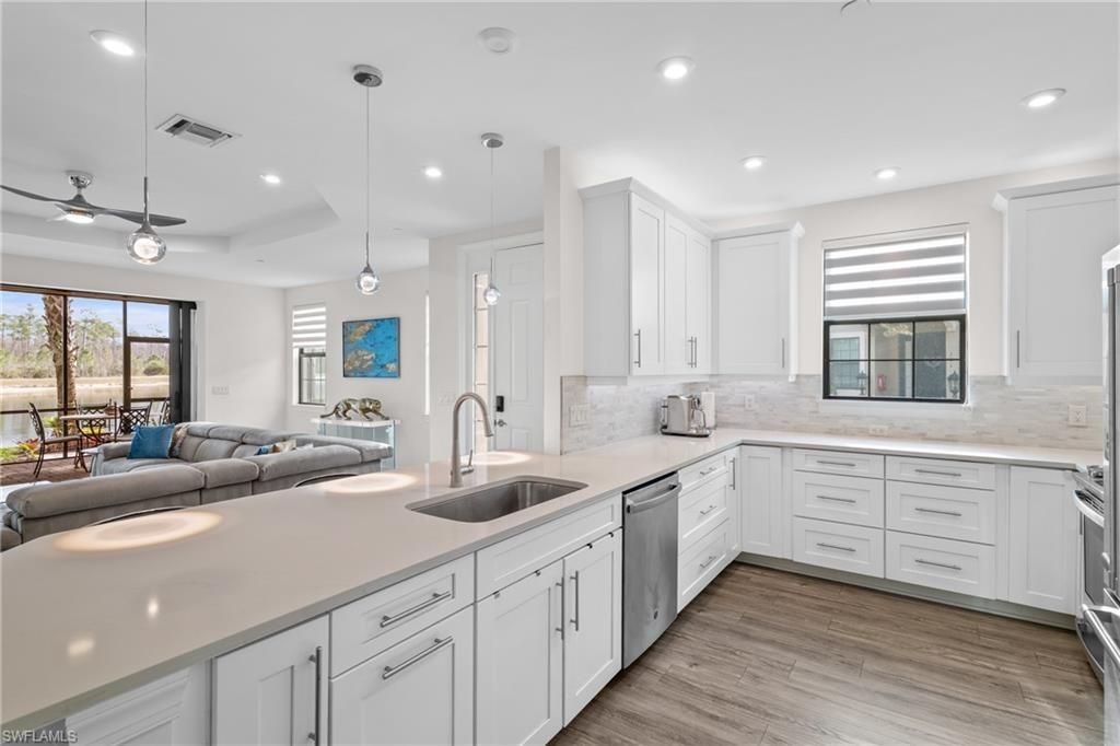 9637 Montelanico Loop, Unit 104, Naples, FL 34119 Photo