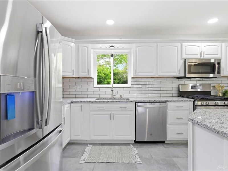 2529 Marinette, Springfield, OH 45503 Photo 13