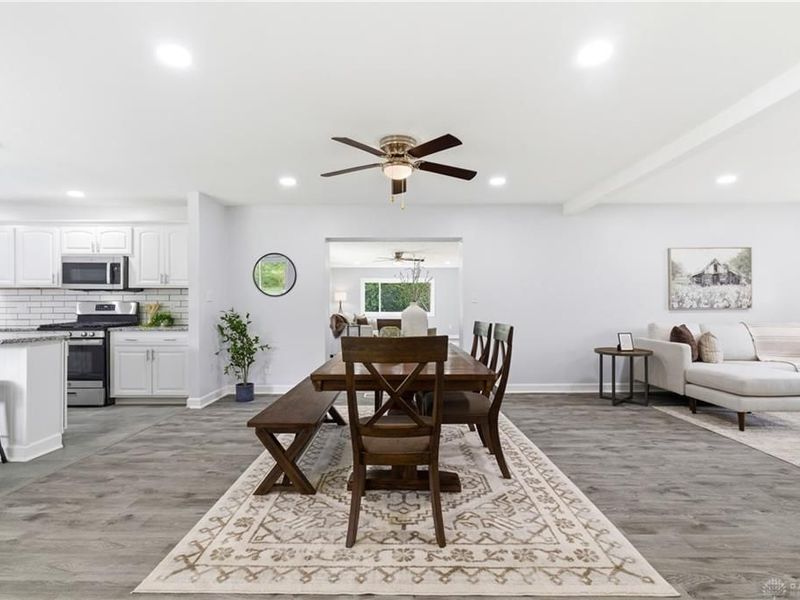 2529 Marinette, Springfield, OH 45503 Photo 3