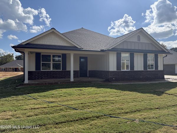 8823 Jackson Lane, Olive Branch, MS 38654