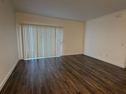 701 Gibson Dr #1212, Unit 1212, Roseville, CA 95678 Photo