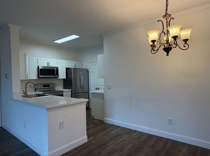 701 Gibson Dr #1212, Unit 1212, Roseville, CA 95678 Photo