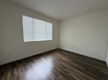 701 Gibson Dr #1212, Unit 1212, Roseville, CA 95678 Photo