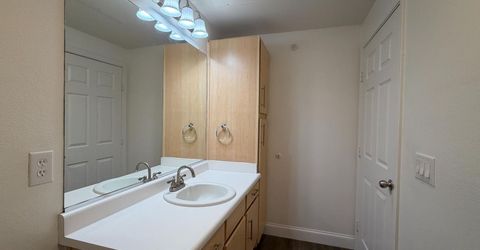 701 Gibson Dr #1212, Unit 1212, Roseville, CA 95678 Photo