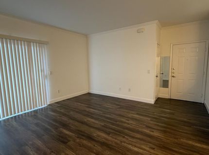 701 Gibson Dr #1212, Unit 1212, Roseville, CA 95678 Photo