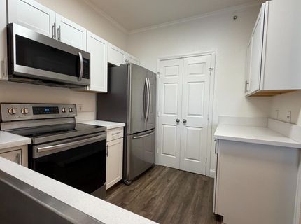 701 Gibson Dr #1212, Unit 1212, Roseville, CA 95678 Photo