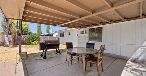 2100 Bowling Green Dr, Sacramento, CA 95825 Photo