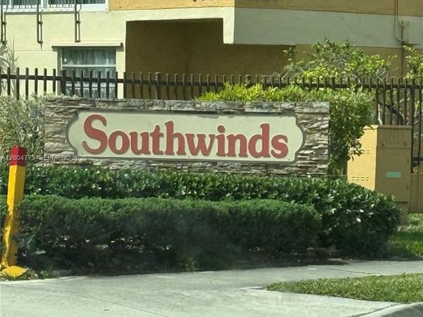 9320 W Flagler St , Unit 201D, Miami, FL 33174