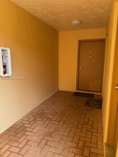 9320 W Flagler St , Unit 201D, Miami, FL 33174 Photo