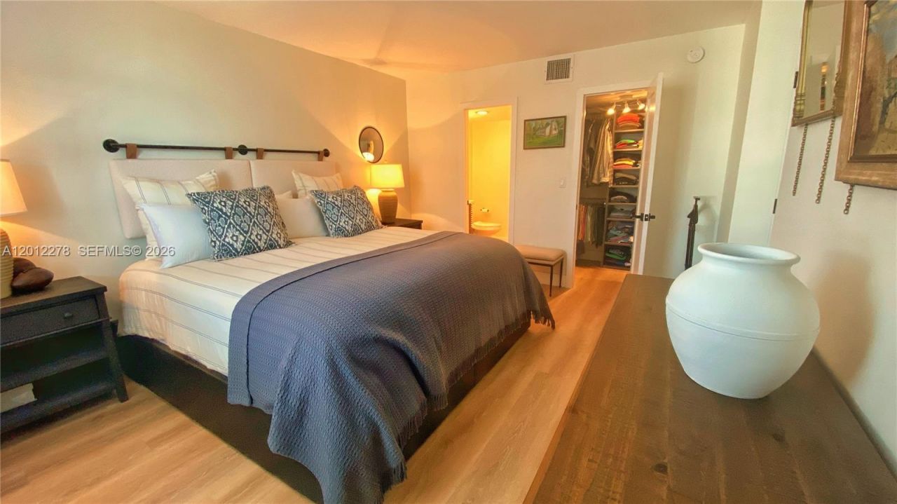 1331 Lincoln Rd, Unit 702, Miami Beach, FL 33139 Photo