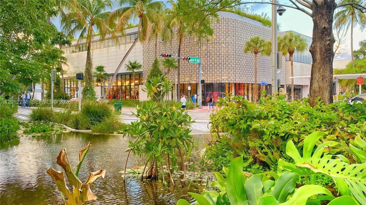 1331 Lincoln Rd, Unit 702, Miami Beach, FL 33139 Photo