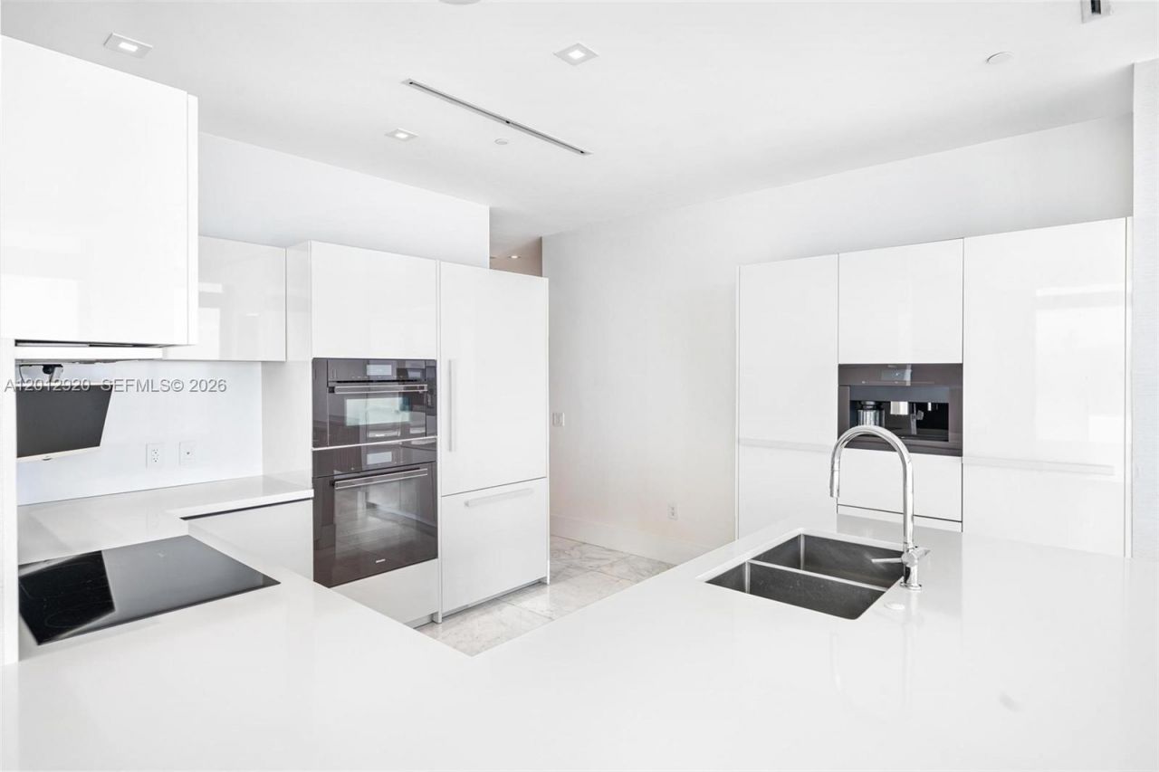 460 NE 28th St, Unit 4104, Miami, FL 33137 Photo