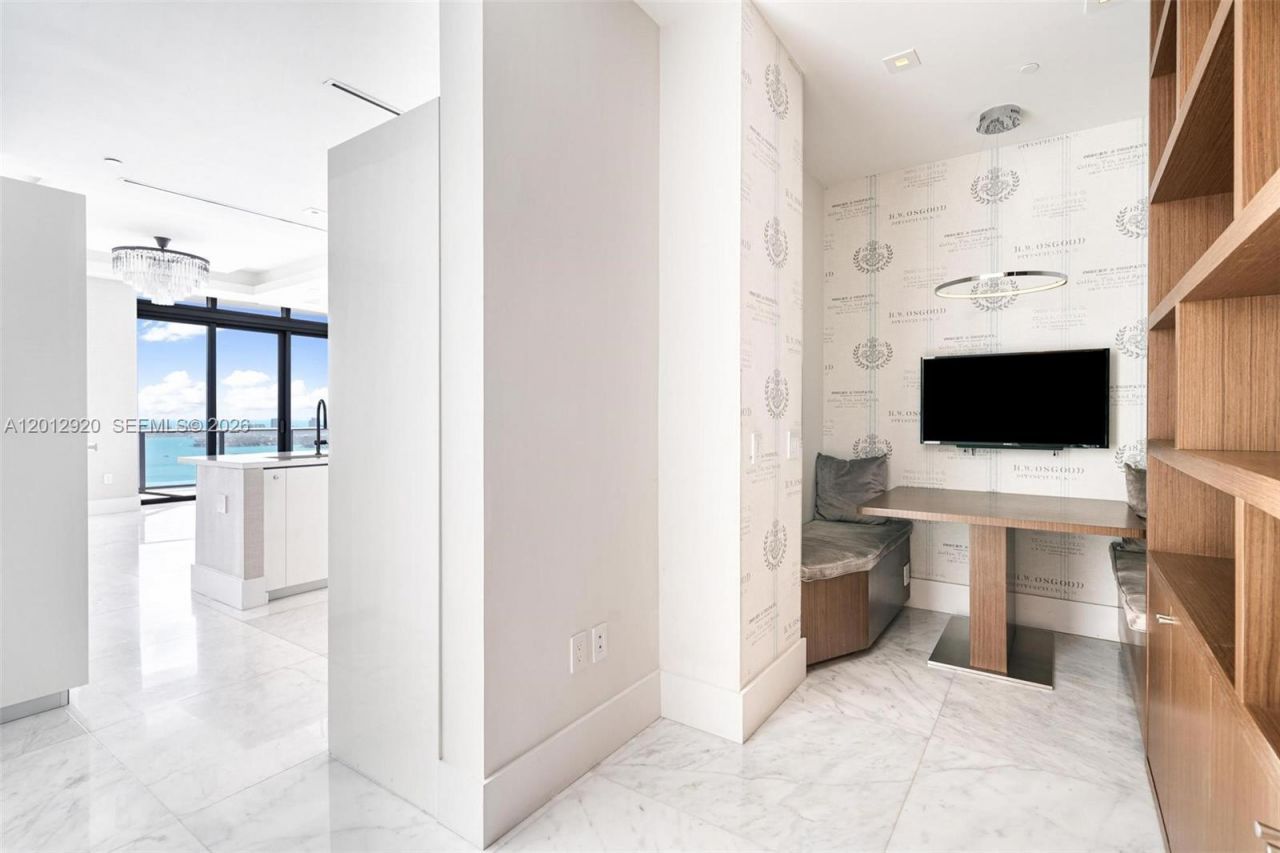 460 NE 28th St, Unit 4104, Miami, FL 33137 Photo