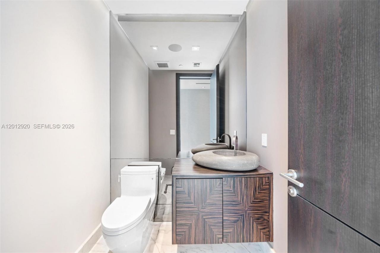 460 NE 28th St, Unit 4104, Miami, FL 33137 Photo