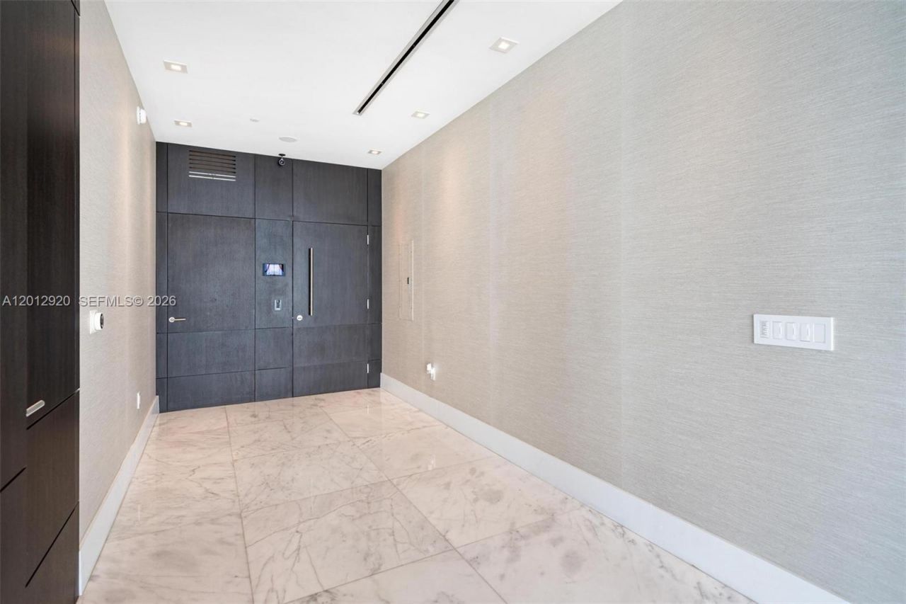 460 NE 28th St, Unit 4104, Miami, FL 33137 Photo
