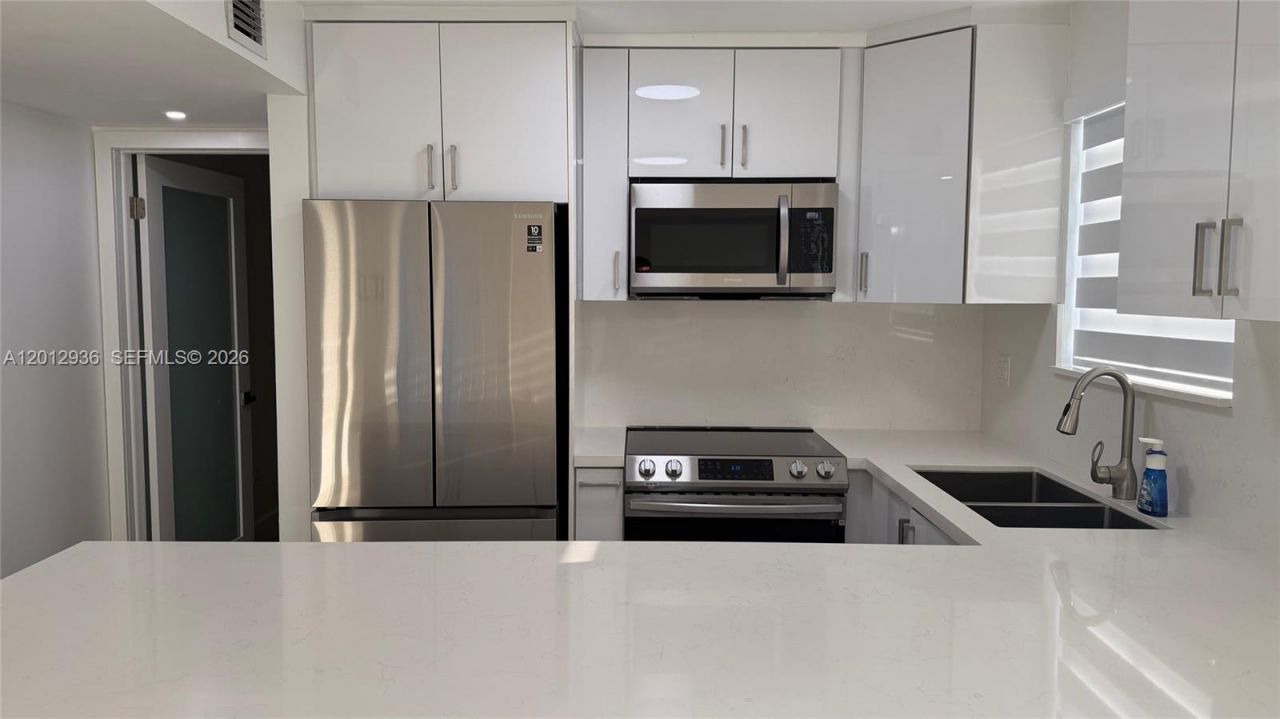 6223 SW 131st Ct , Unit 101, Miami, FL 33183 Photo