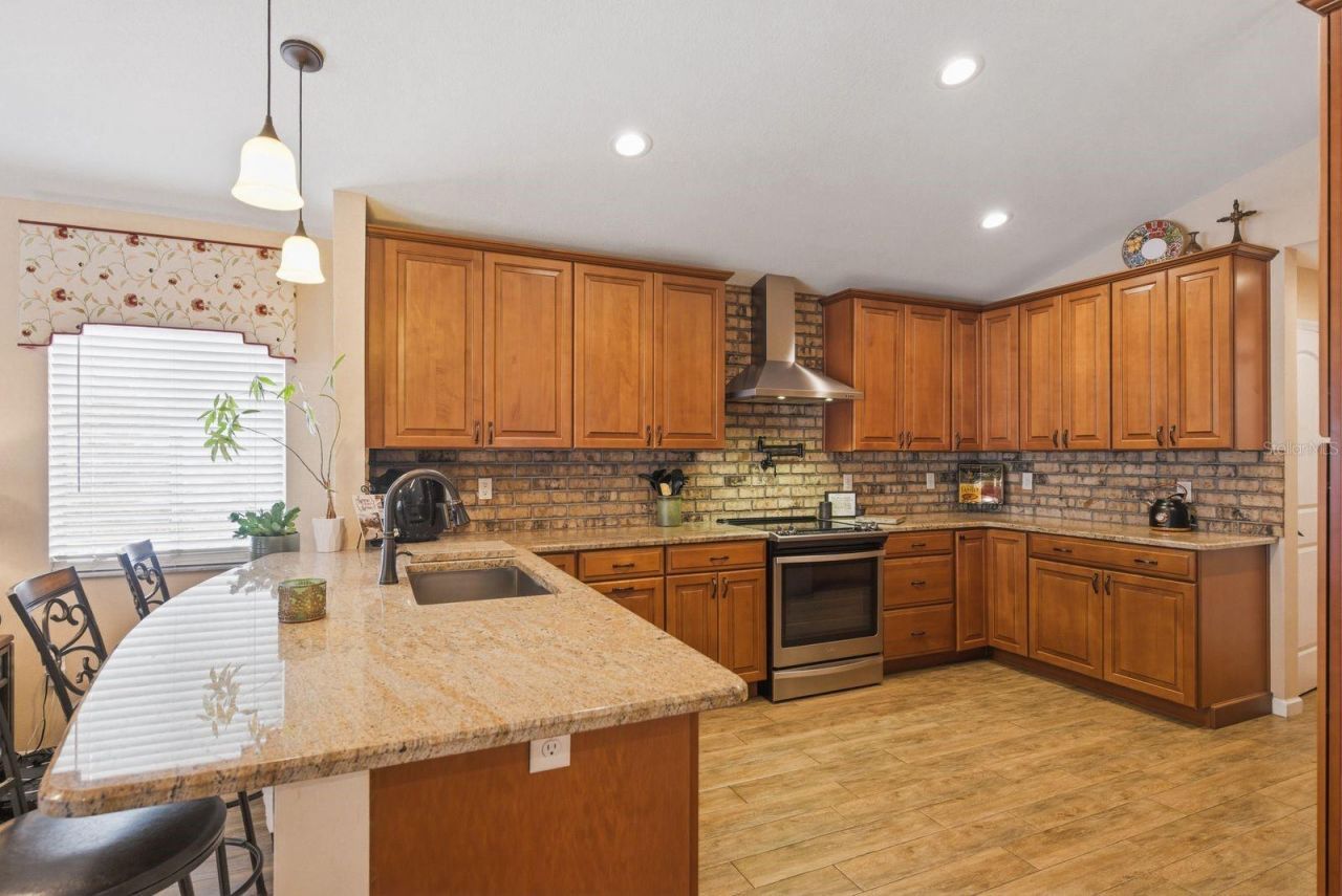 3228 Bentley Drive , Palm Harbor, FL 34684 Photo