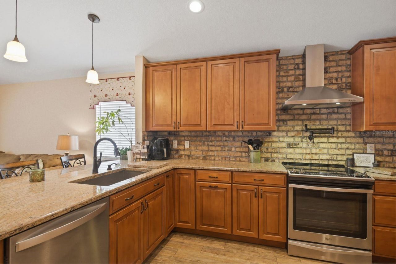 3228 Bentley Drive , Palm Harbor, FL 34684 Photo