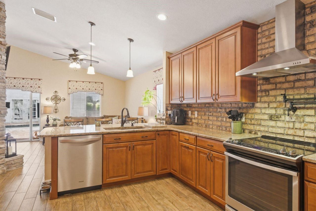 3228 Bentley Drive , Palm Harbor, FL 34684 Photo