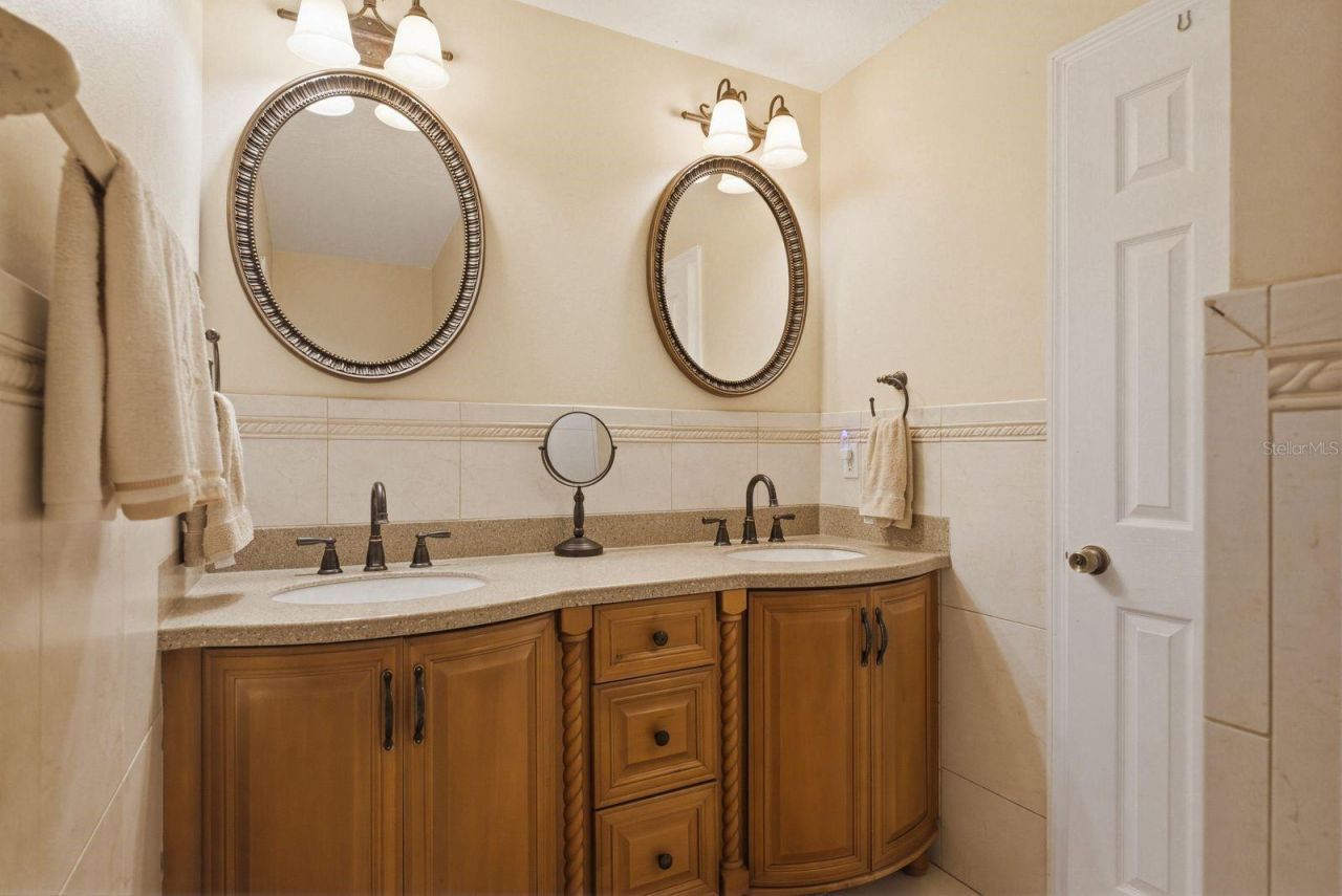 3228 Bentley Drive , Palm Harbor, FL 34684 Photo