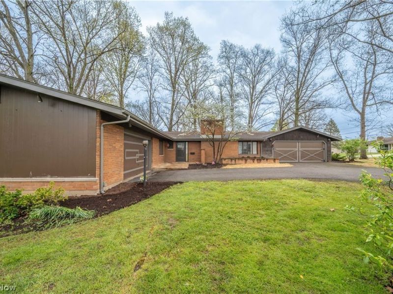 1019 Park Circle, Girard, OH 44420 Photo 12
