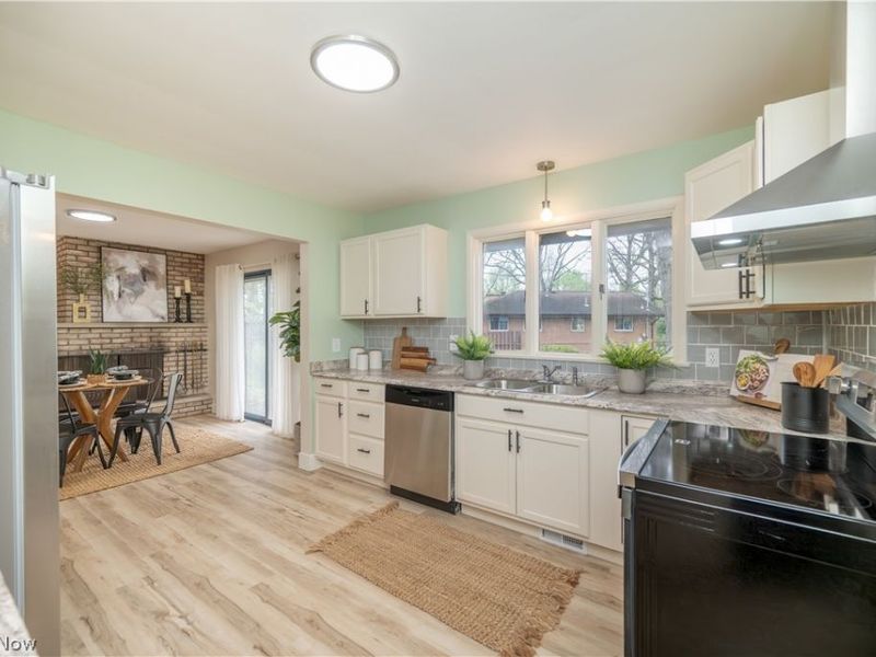 1019 Park Circle, Girard, OH 44420 Photo 30