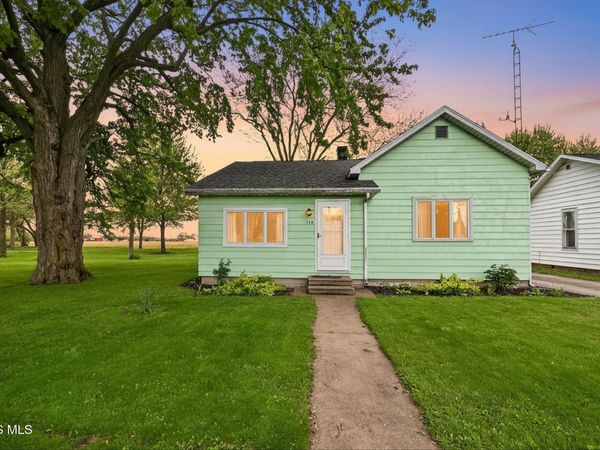 586 Ames Street, Elmore, OH 43416