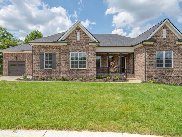 6 Elissa Place , Hendersonville, TN 37075