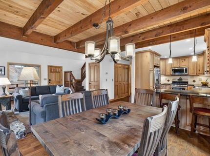 13096 Davos Drive, Truckee, CA 96161 Photo