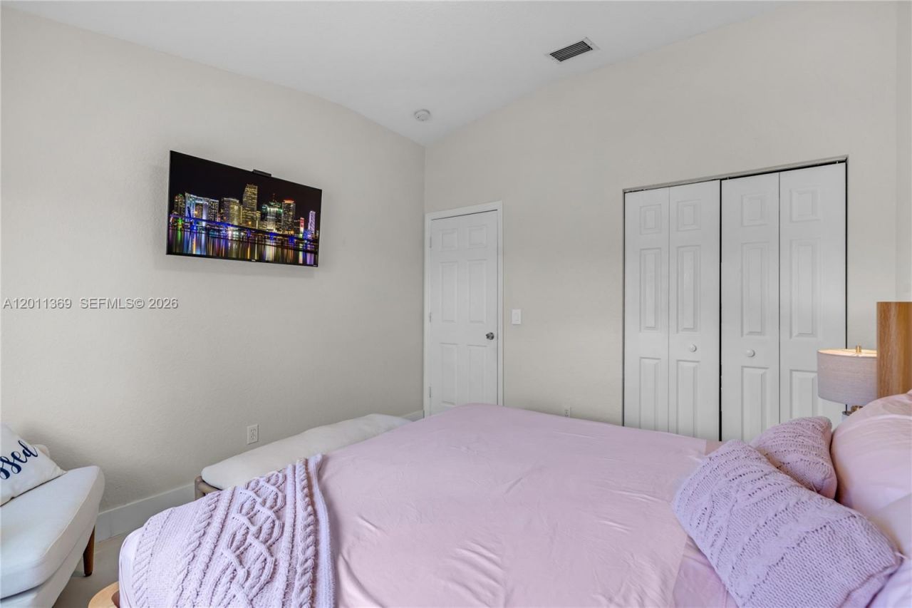 2001 SW 104th Ave , Miramar, FL 33025 Photo
