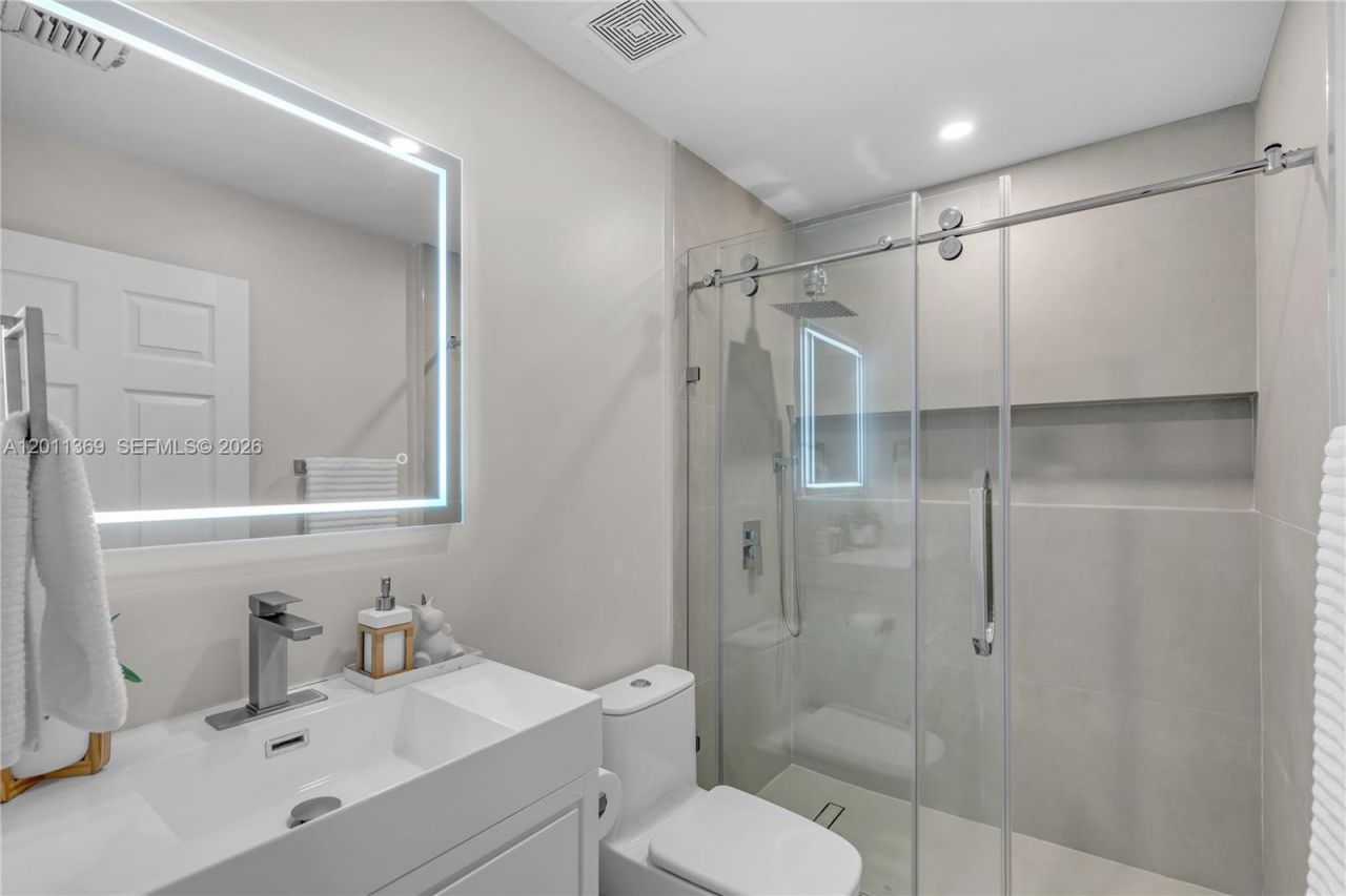 2001 SW 104th Ave , Miramar, FL 33025 Photo
