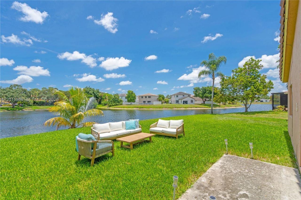 2001 SW 104th Ave , Miramar, FL 33025 Photo