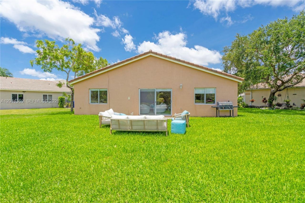 2001 SW 104th Ave , Miramar, FL 33025 Photo