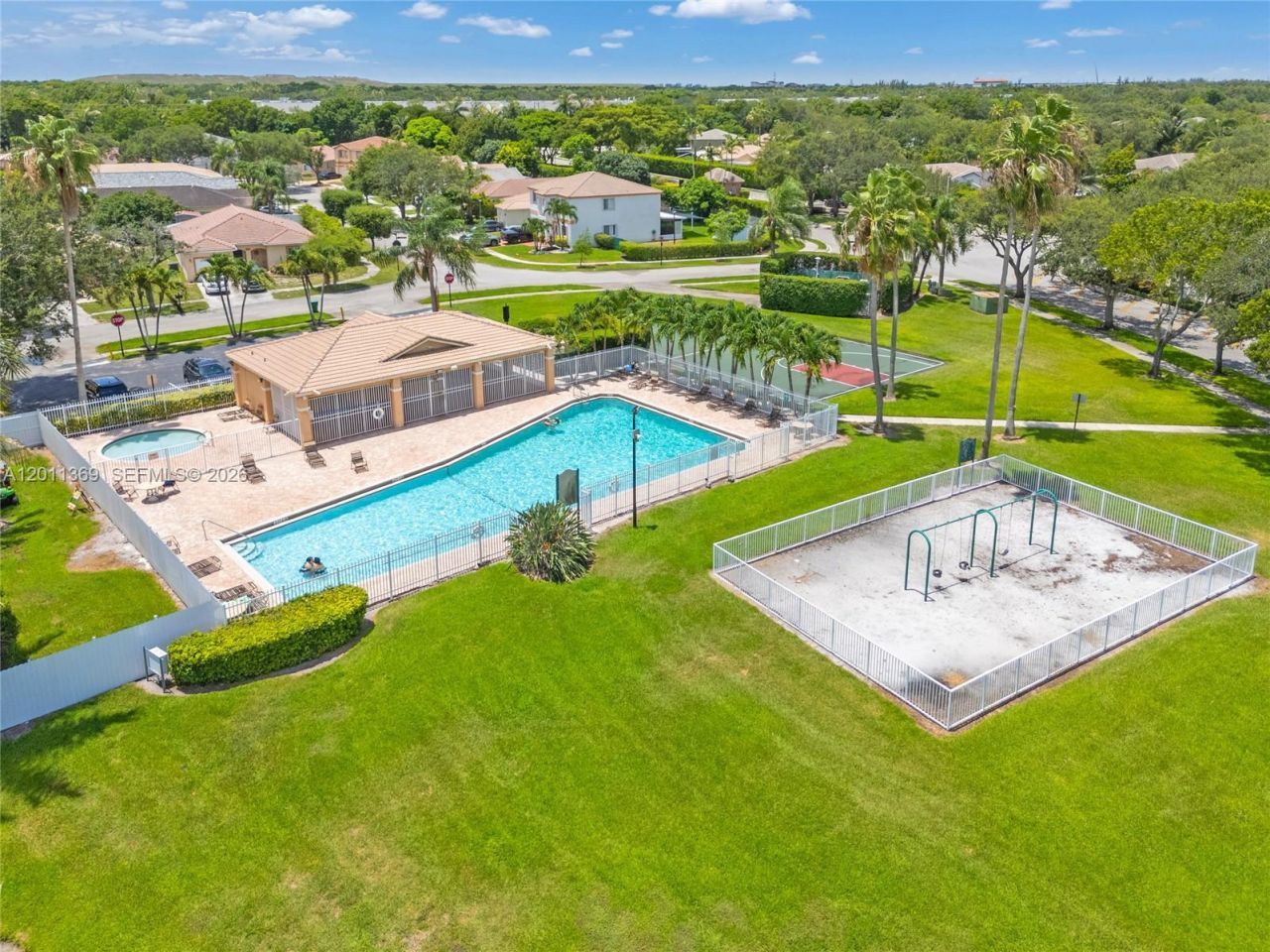 2001 SW 104th Ave , Miramar, FL 33025 Photo