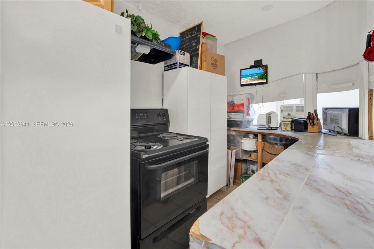 11500 SW 220th St, Miami, FL 33170 Photo