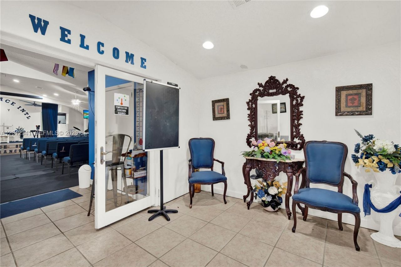 11500 SW 220th St, Miami, FL 33170 Photo