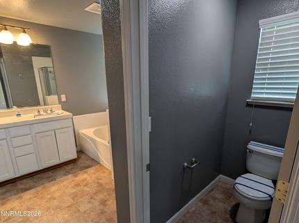 6682 Sportoletti Drive, Sparks, NV 89436 Photo